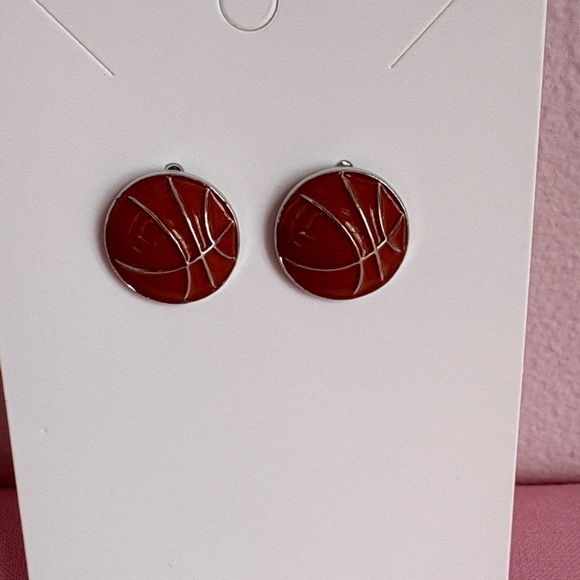Basketball Shaped Stud Earrings NEW - Picture 1 of 1